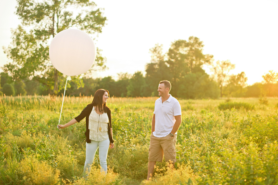 ottawa wedding photographer, engagement, rockcliffe parkway, summer, balloons
