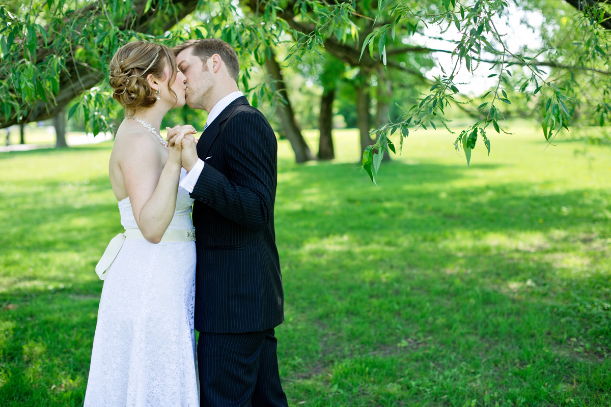 ottawa wedding photography,  ottawa wedding photographer, portraits, billings estate, garden, natural light, ottawa, rustic, summer, wedding