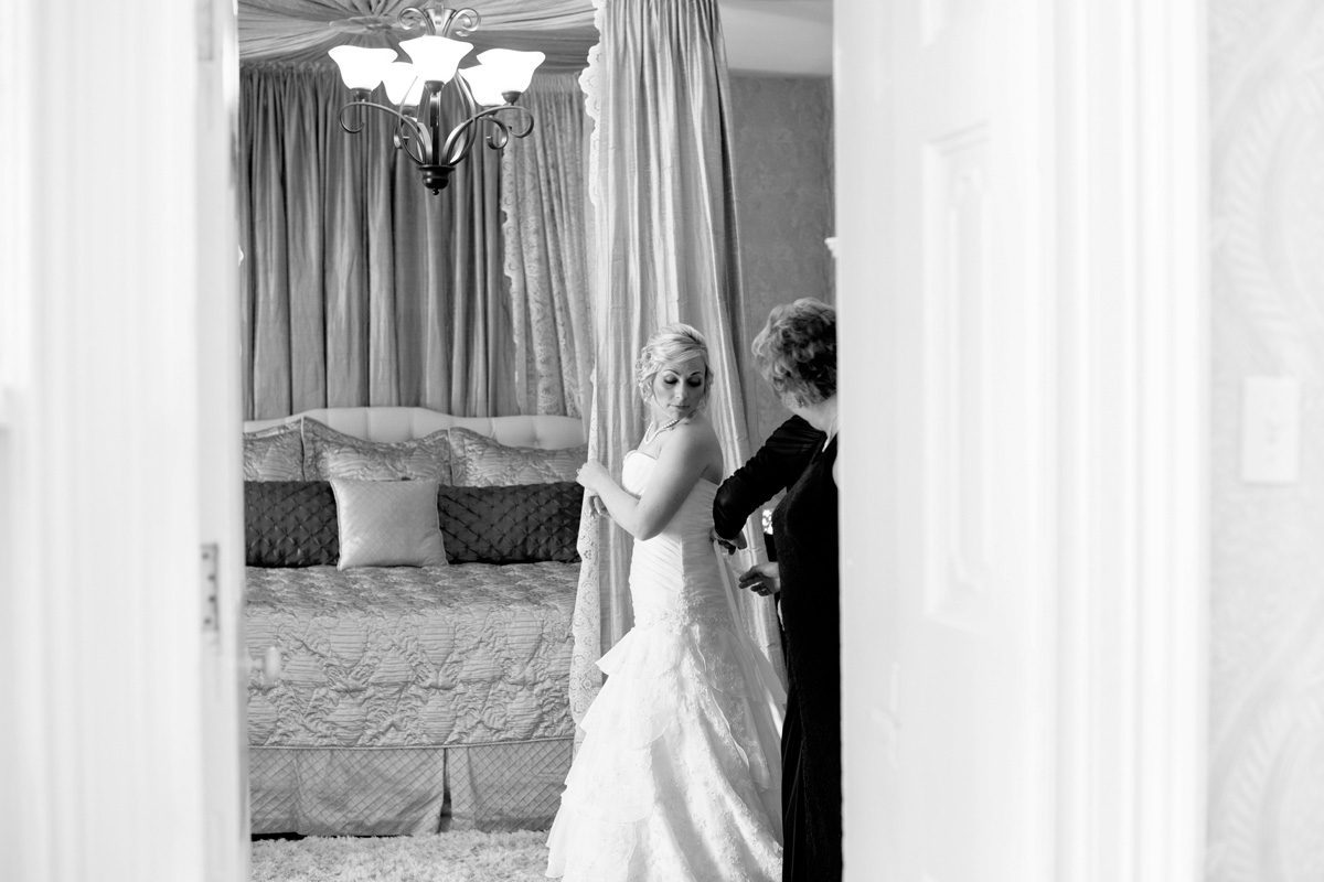 ottawa wedding photographer, ottawa wedding photography, brockville, maplehurst manor, natural light, rustic, wedding, winter